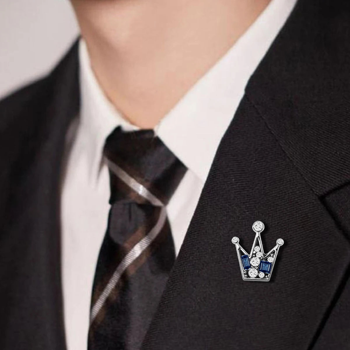 TOMI 4PCS Luxury Business Men's Watch Gift Box Set Luxury Diamond Case Calendar Stainless Steel Strap Quartz Watch Men's Clock